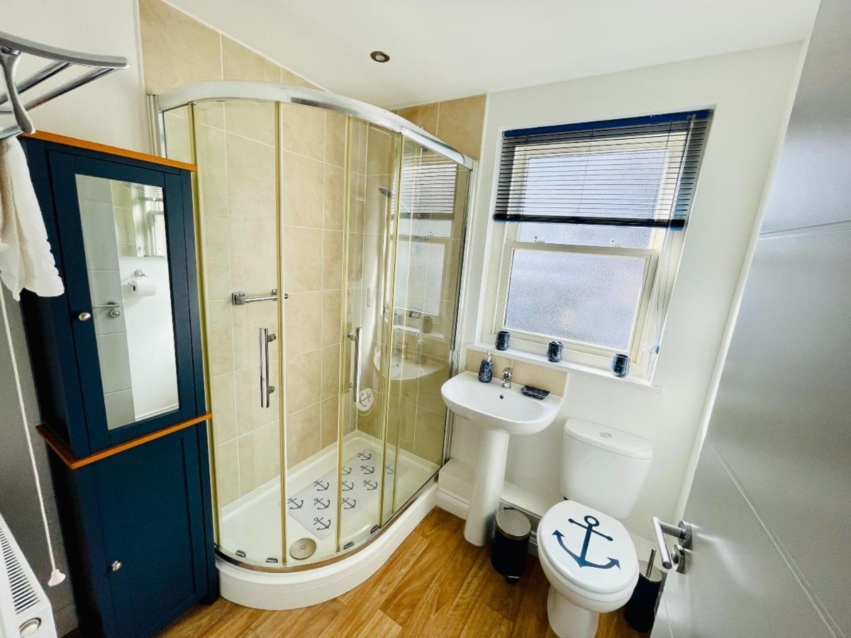 Captains Rest - 2 Bedroom Apartment In The Heart Of 브릭섬 외부 사진