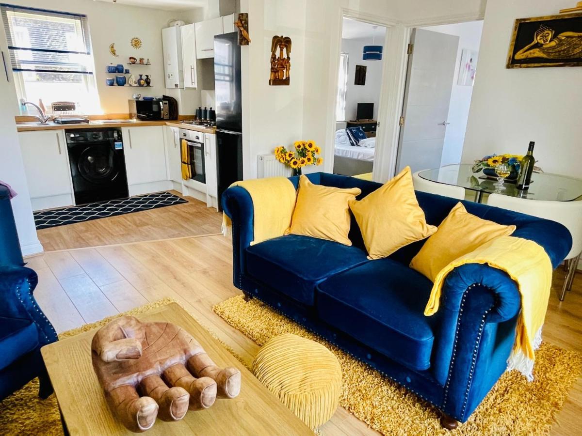 Captains Rest - 2 Bedroom Apartment In The Heart Of 브릭섬 외부 사진
